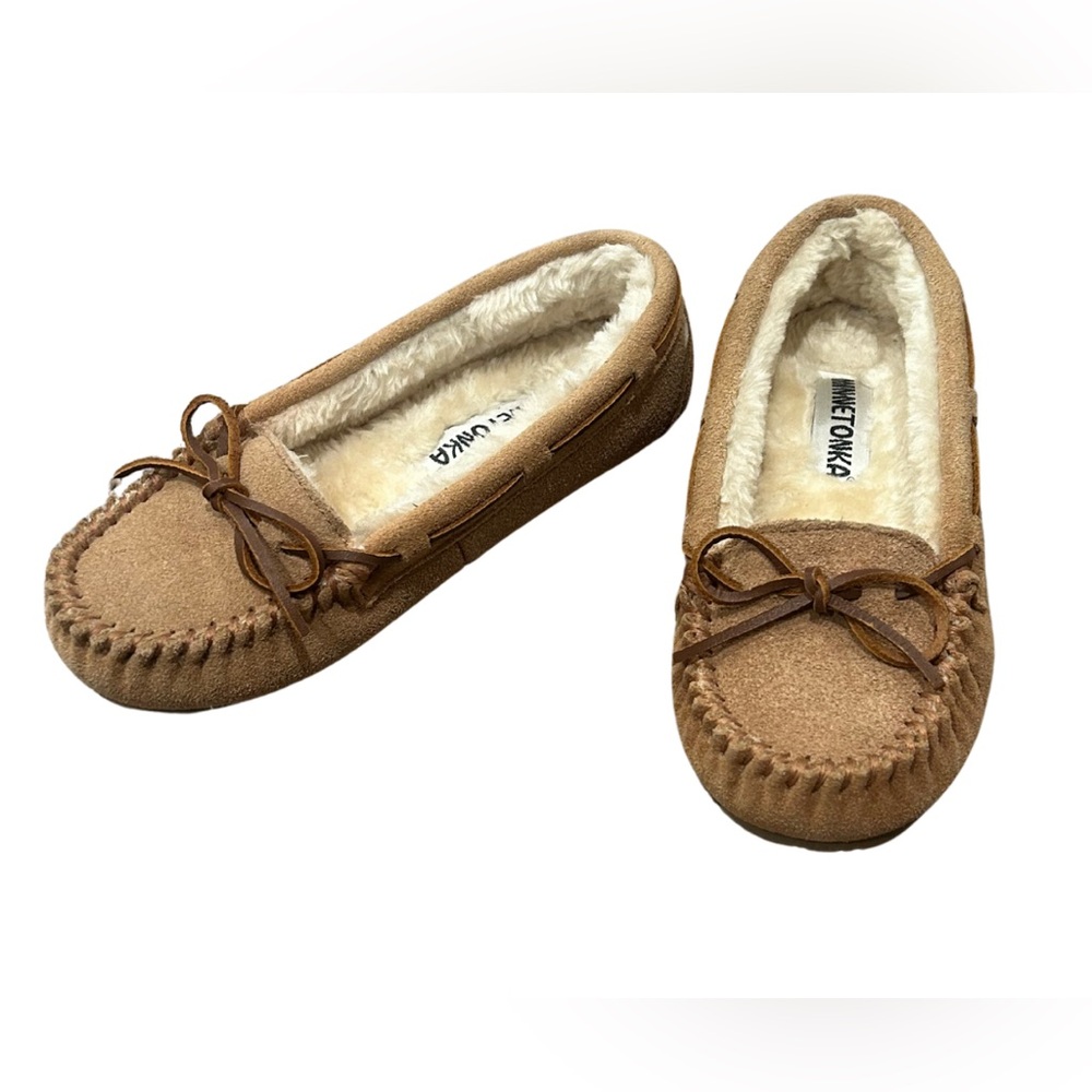 Minnetonka Women’s Cally Casual Shoe | Cinnamon | Size 6 | Moccasin Slipper NWOT